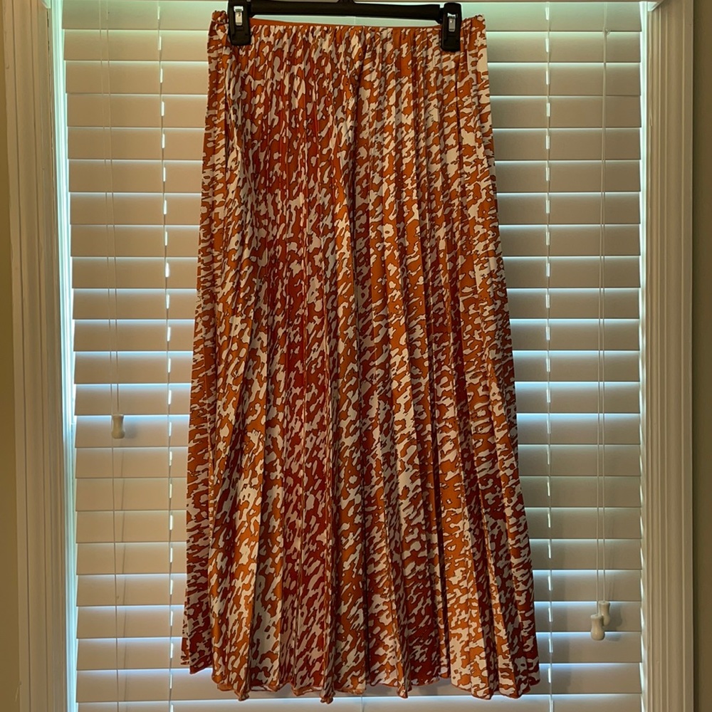 H&M Pleated Multi Color Midi Skirt